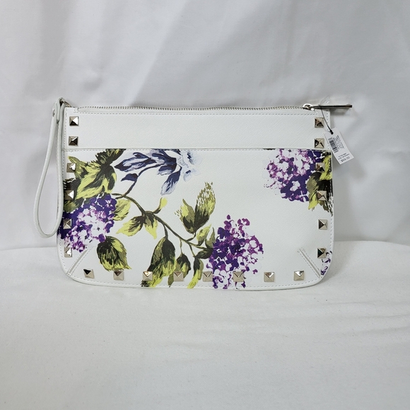 White‎ House Black Market White Purple Hydrangea Studded Wristlet Clutch New - Picture 1 of 10